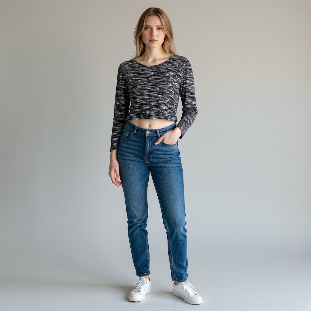 H&M Divided Black White Space Dye Long Sleeve Crop Top Size M